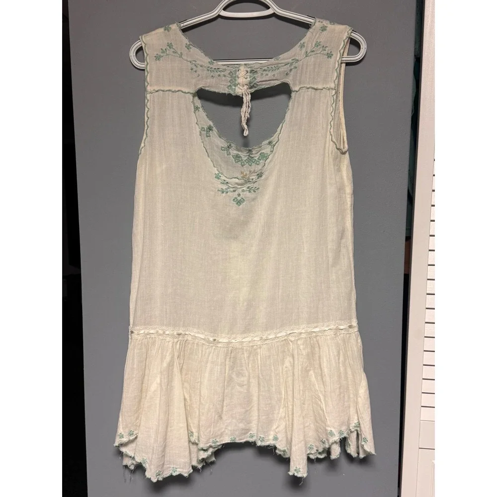 Free People Gates of Eden Embroidered Boho Tunic Top Sleeveless Keyhole Back S
